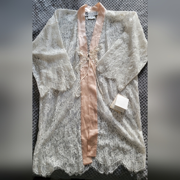 White Rose Designs Silk Cashmere Kimono Robe - Picture 1 of 3